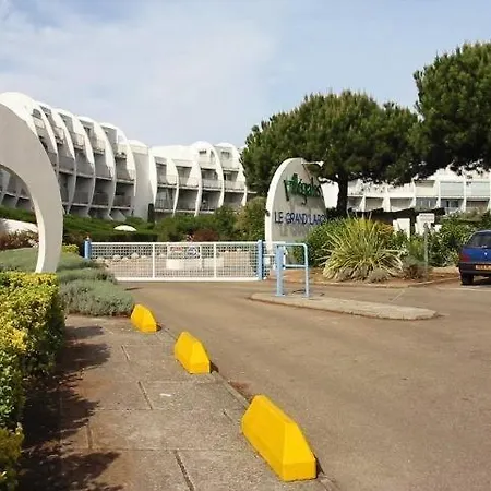As8313 - P2 Avec Parking Prive, Acces Direct A La Apartment