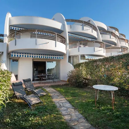 As8313 - P2 Avec Parking Prive, Acces Direct A La Apartment